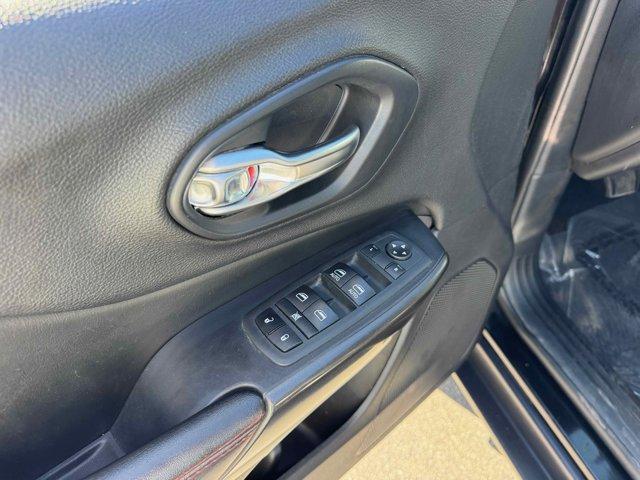 used 2020 Jeep Cherokee car, priced at $20,995