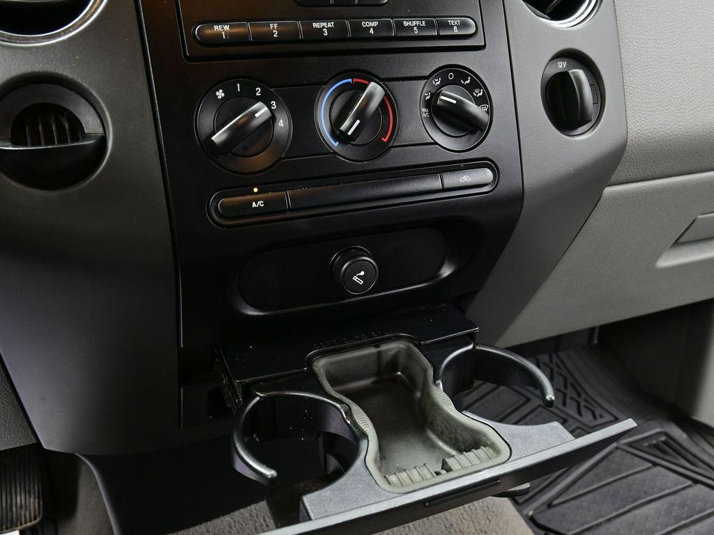 used 2005 Ford F-150 car, priced at $6,000