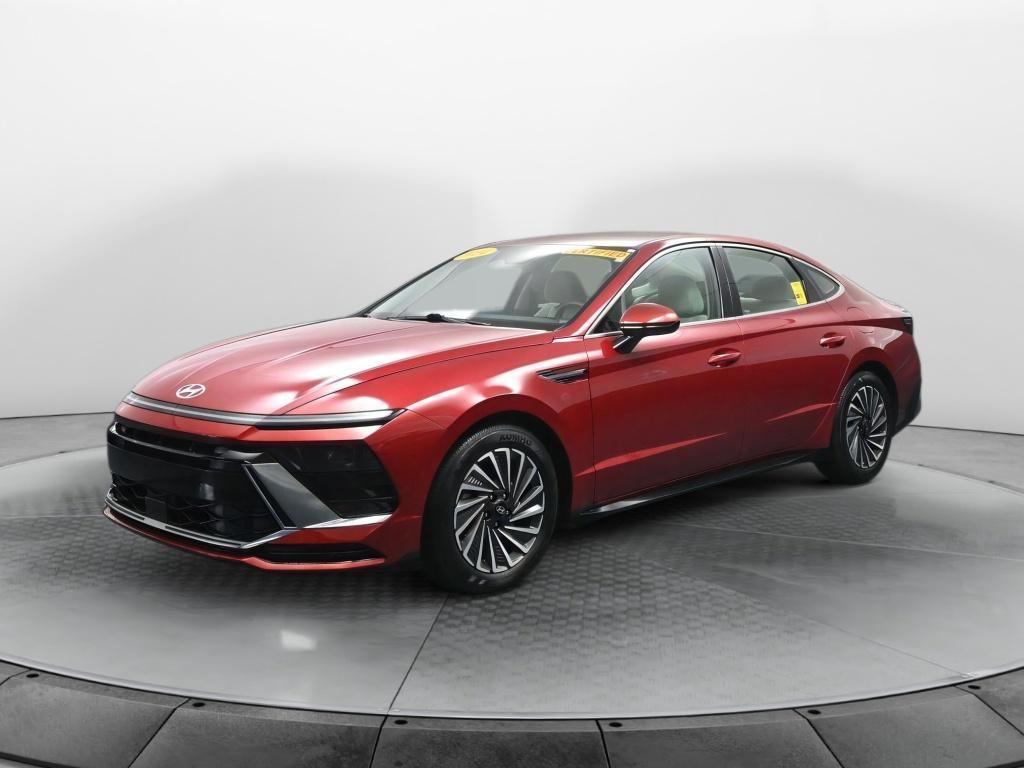 used 2024 Hyundai Sonata Hybrid car, priced at $27,000