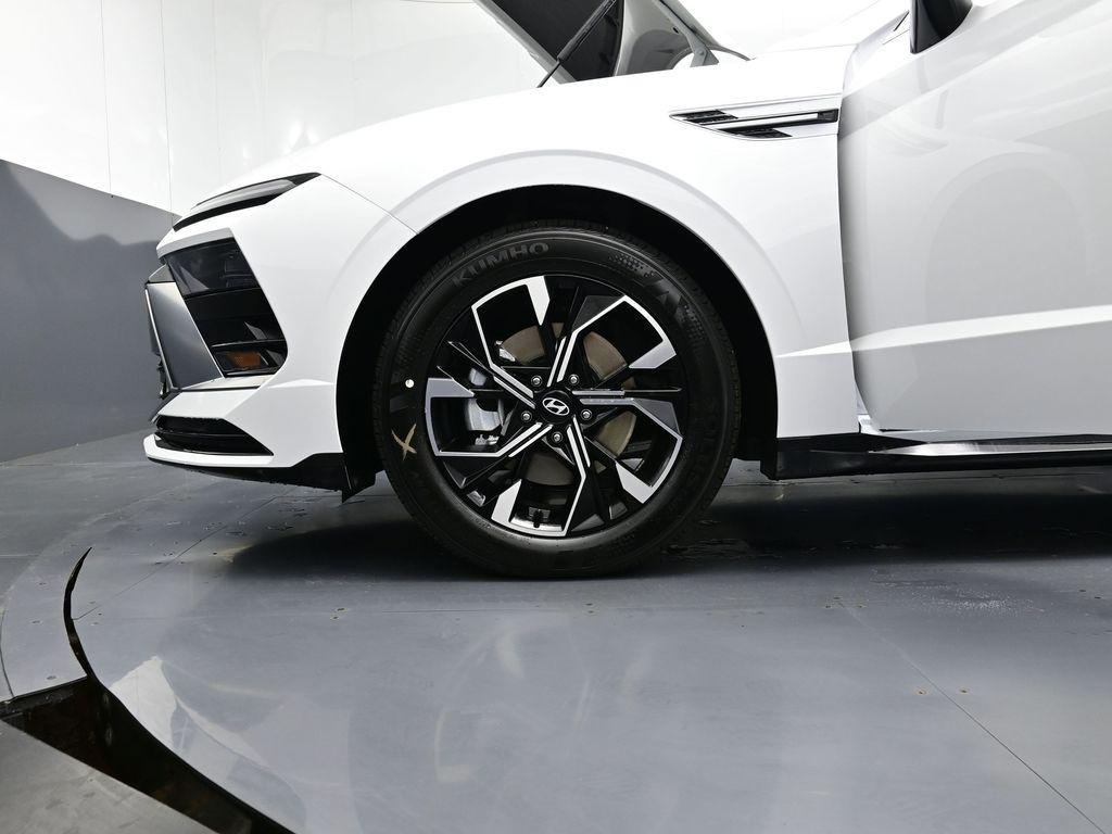 new 2025 Hyundai Sonata car