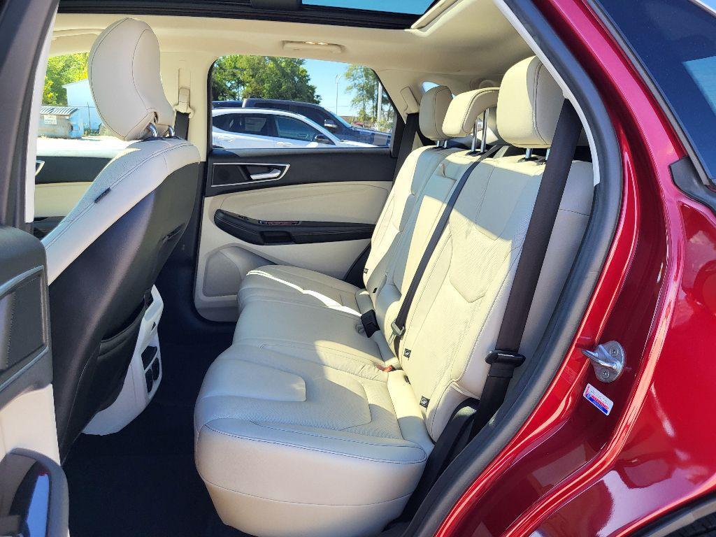 used 2015 Ford Edge car, priced at $13,500