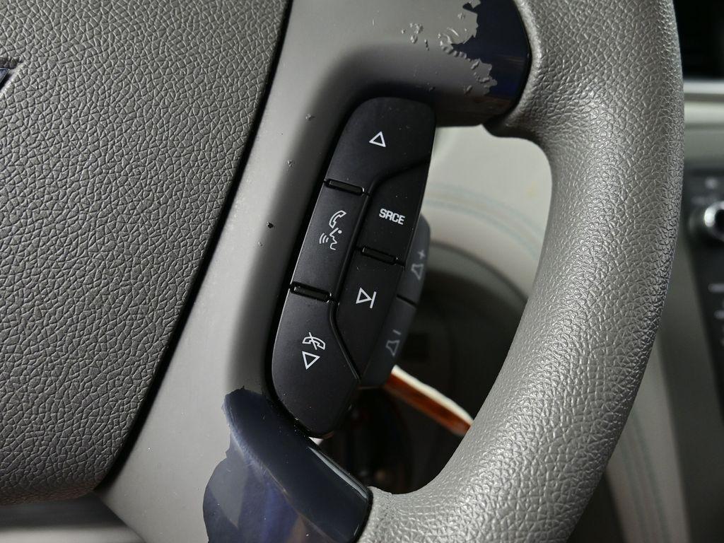 used 2013 Chevrolet Traverse car, priced at $9,500