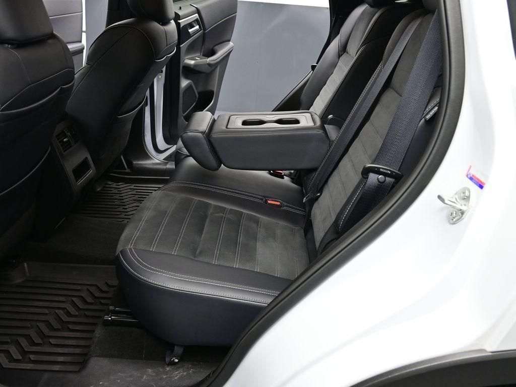 used 2024 Mitsubishi Outlander car, priced at $26,400