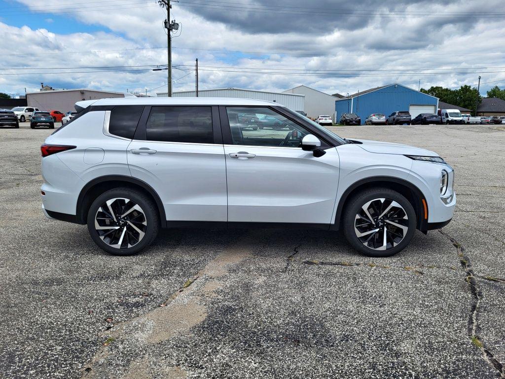 used 2024 Mitsubishi Outlander car, priced at $27,350