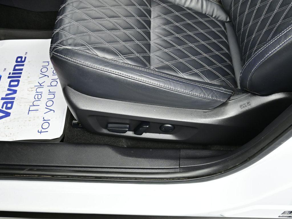 used 2022 Mitsubishi Outlander car, priced at $22,850