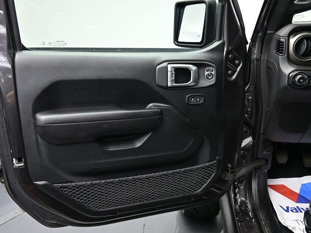 used 2020 Jeep Wrangler Unlimited car, priced at $36,000