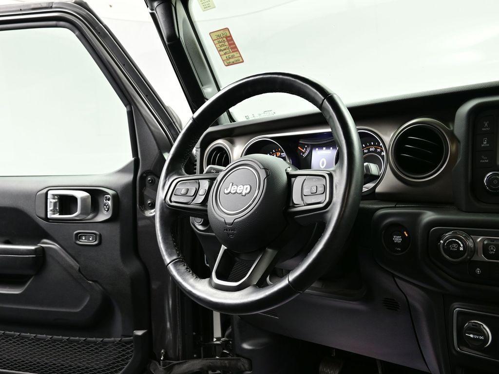 used 2020 Jeep Wrangler Unlimited car, priced at $36,000