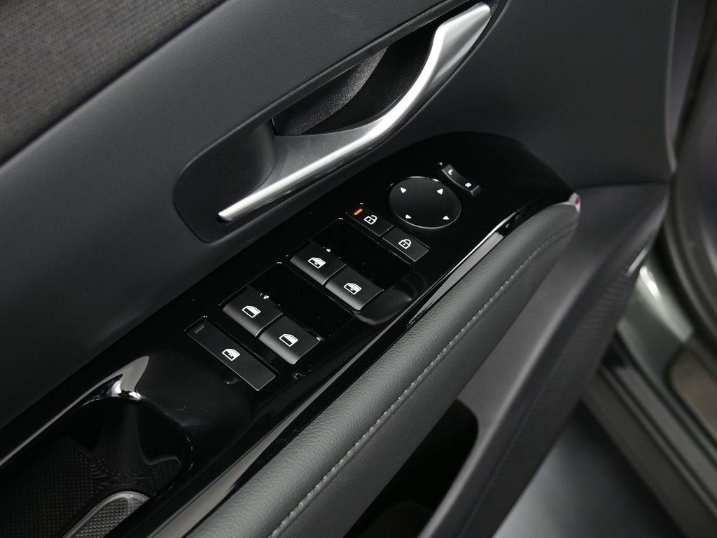 new 2025 Hyundai TUCSON Hybrid car, priced at $43,463