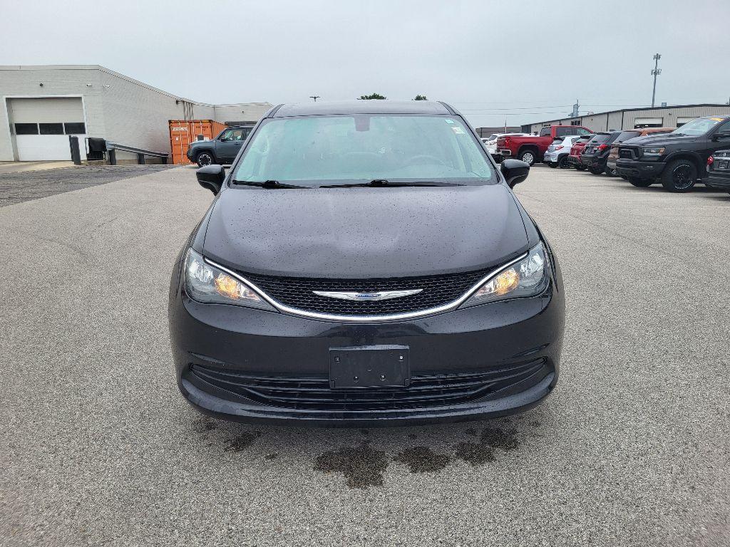 used 2017 Chrysler Pacifica car, priced at $12,350