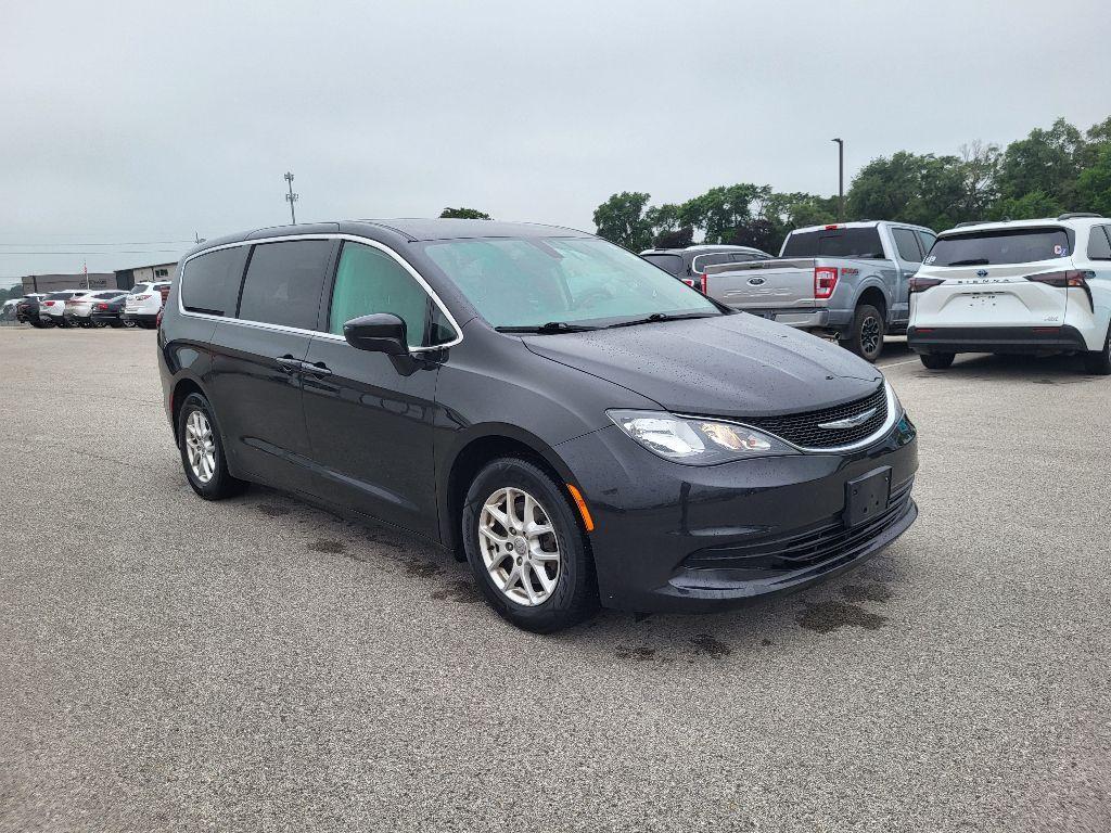 used 2017 Chrysler Pacifica car, priced at $12,350