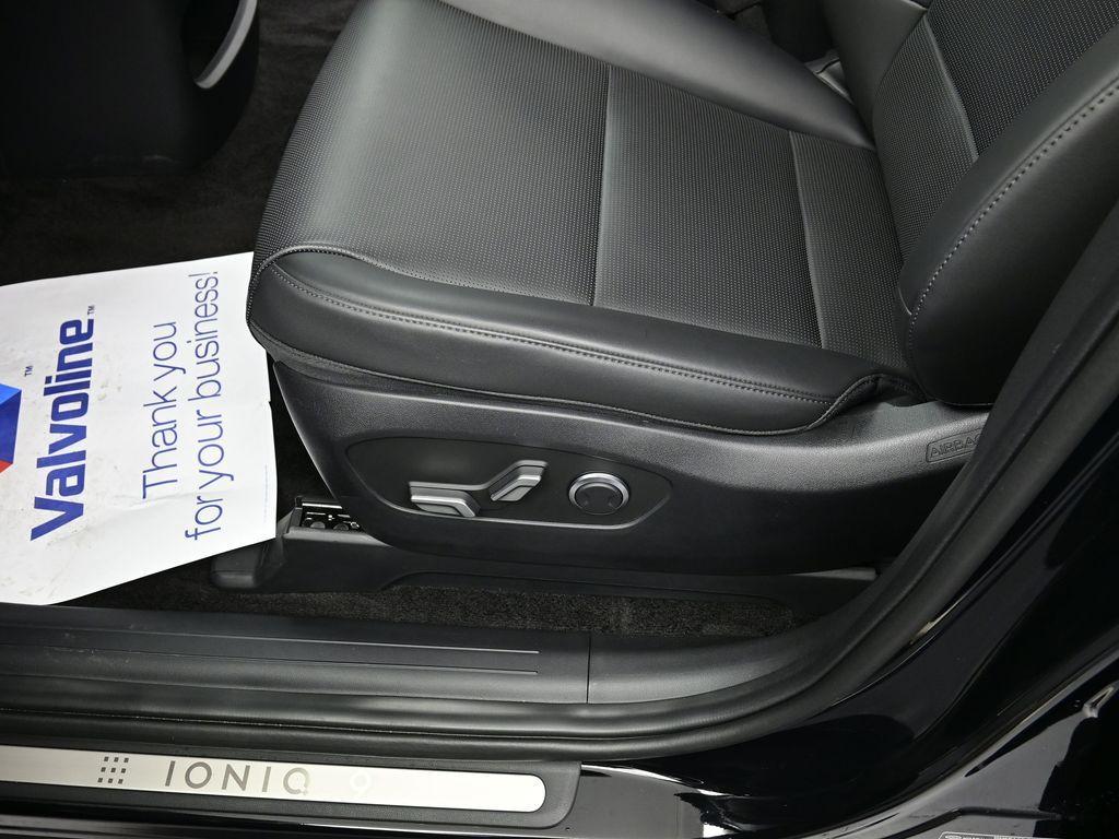 new 2026 Hyundai IONIQ 9 car, priced at $68,585