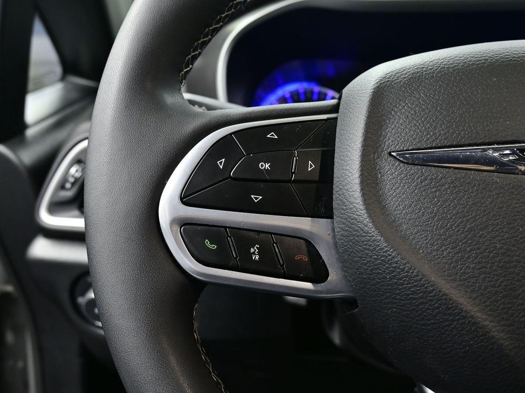 used 2025 Chrysler Pacifica car, priced at $35,000