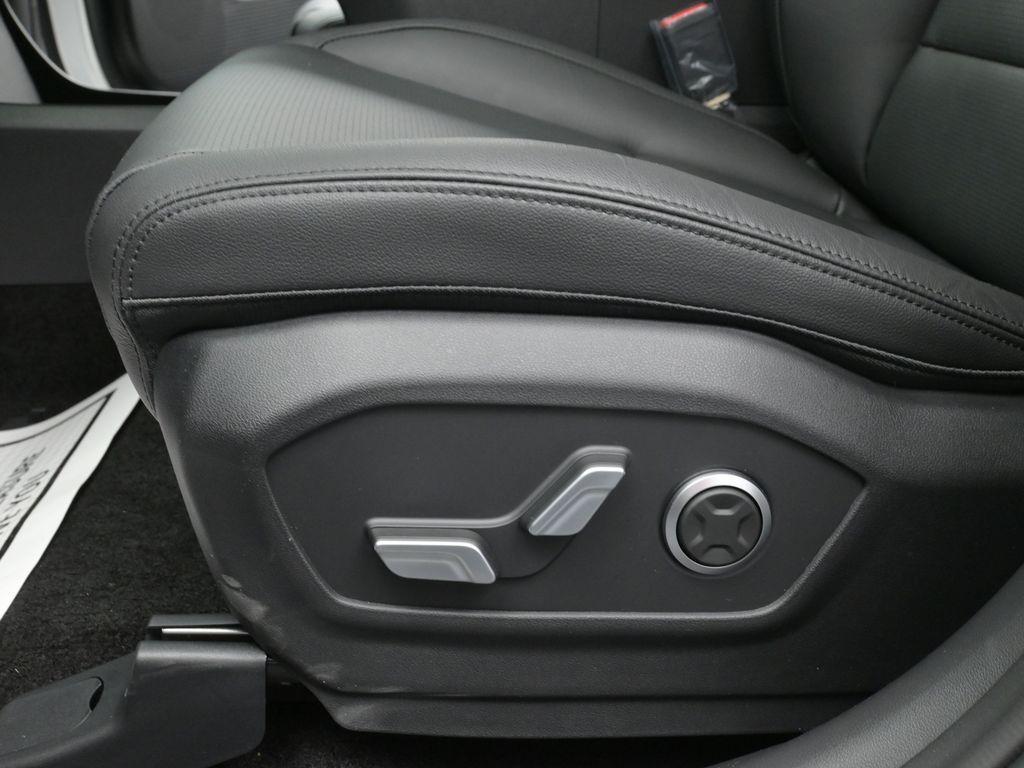 new 2025 Hyundai Santa Fe car, priced at $46,154