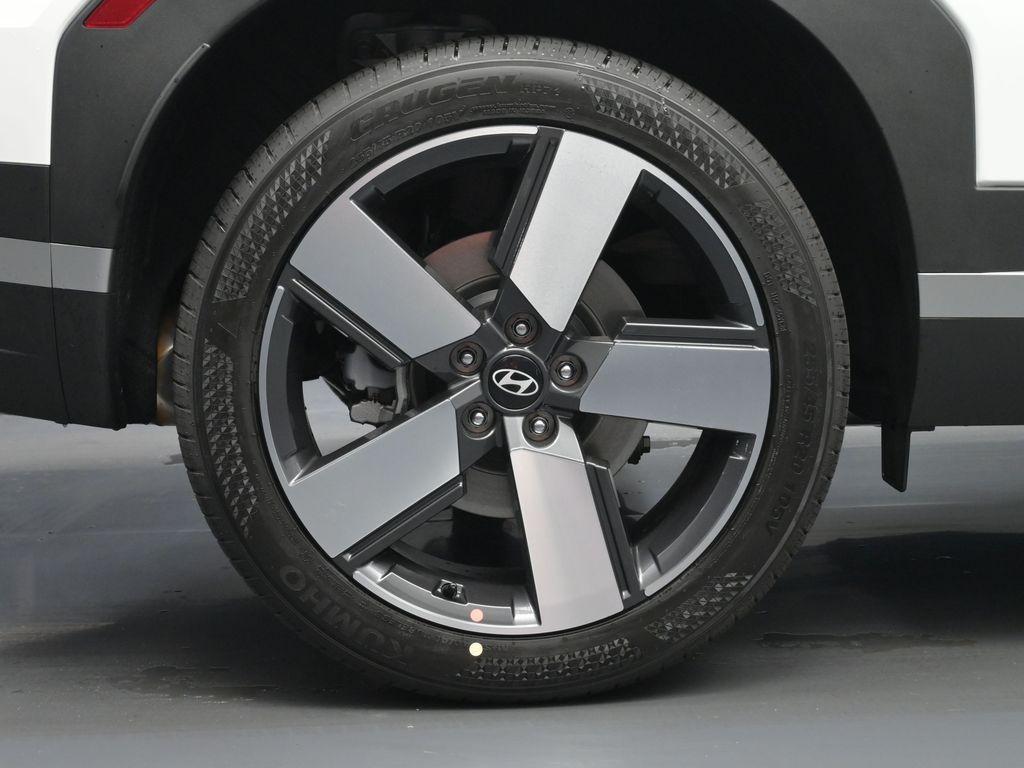 new 2025 Hyundai Santa Fe car, priced at $46,154