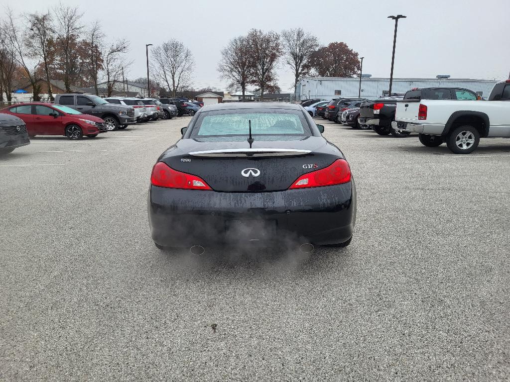 used 2012 INFINITI G37 car, priced at $11,500