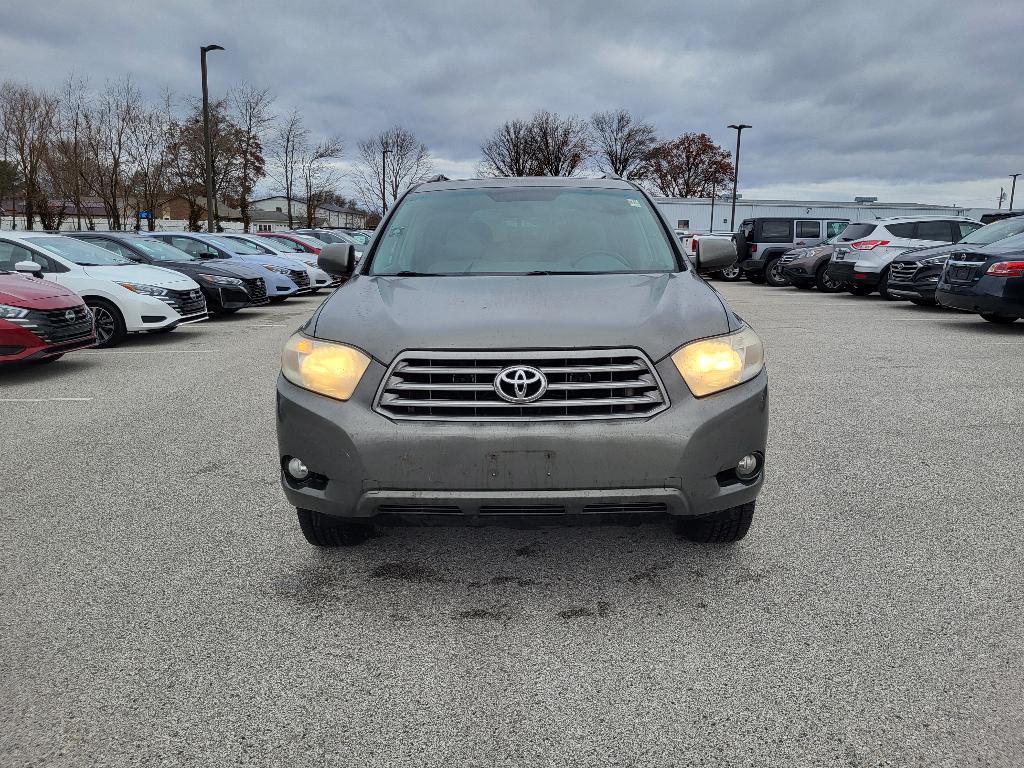 used 2010 Toyota Highlander car, priced at $9,900
