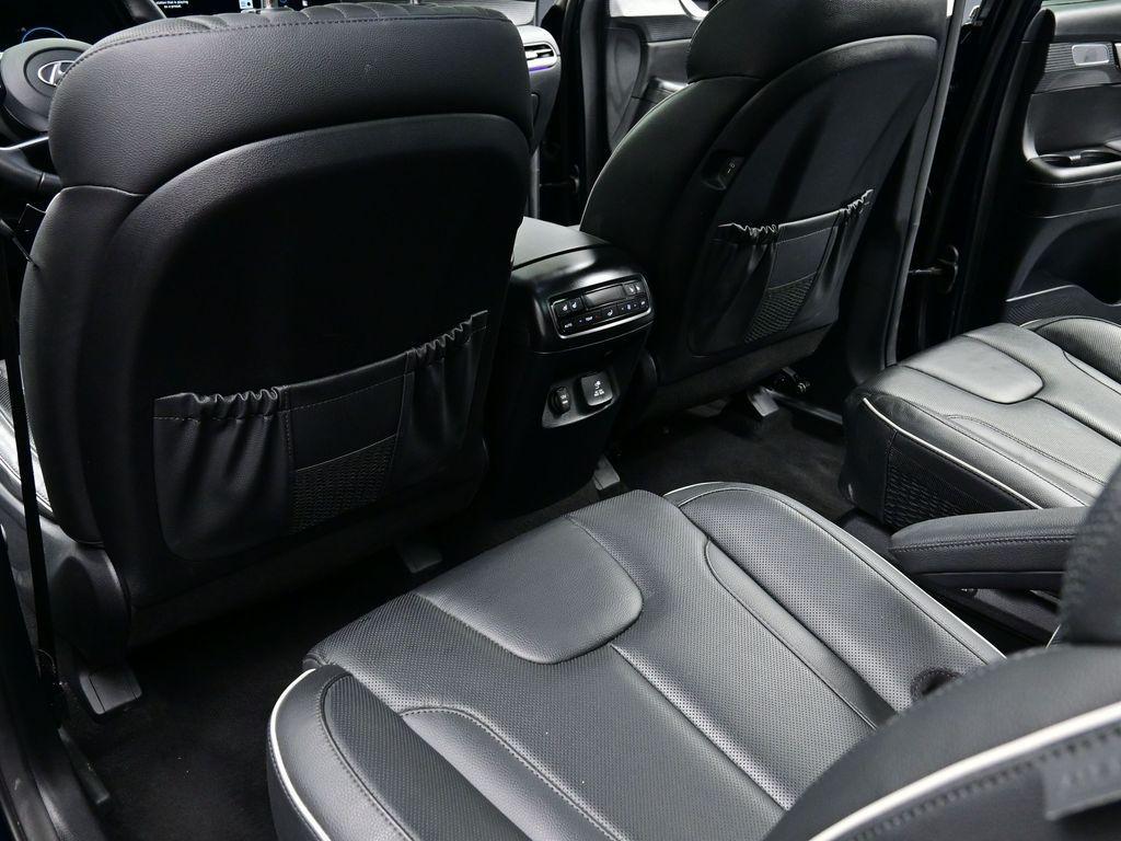 used 2024 Hyundai Palisade car, priced at $39,995
