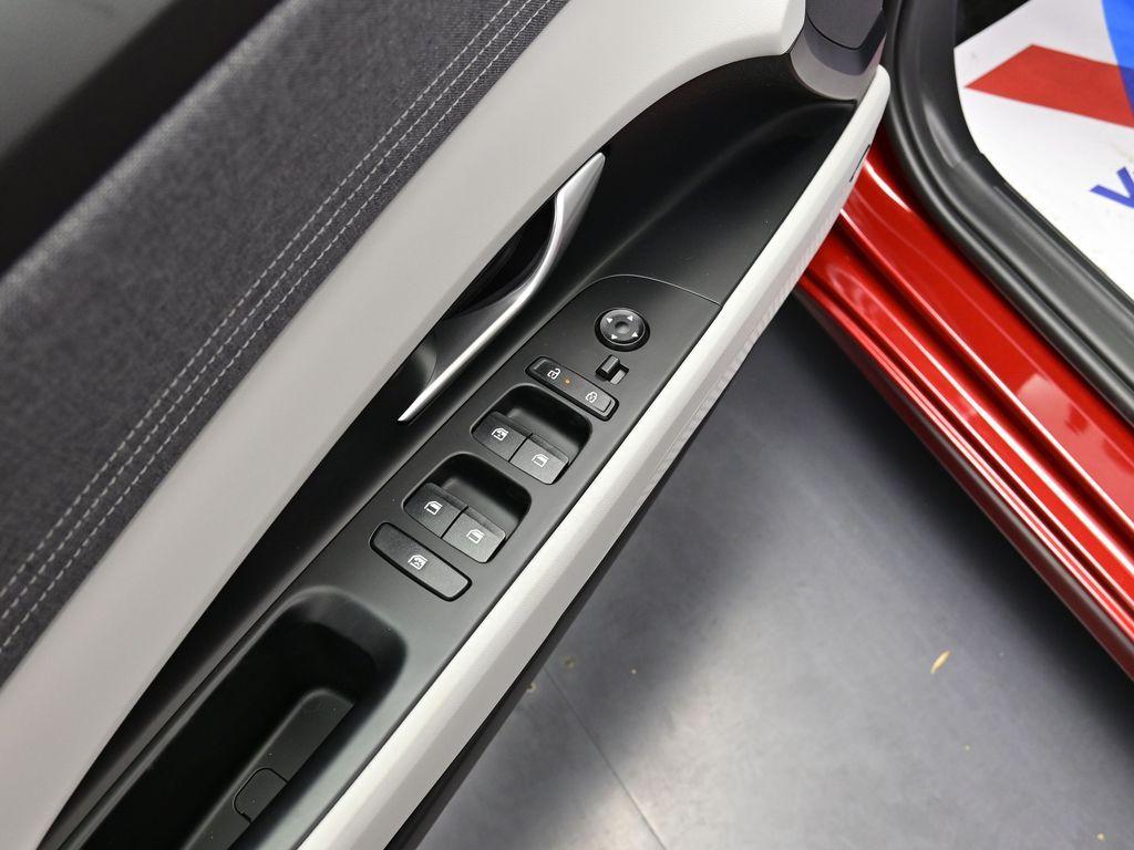 new 2025 Hyundai ELANTRA HEV car, priced at $32,115