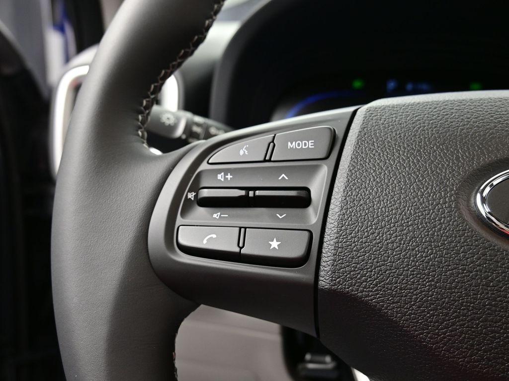 new 2025 Hyundai Venue car, priced at $23,739