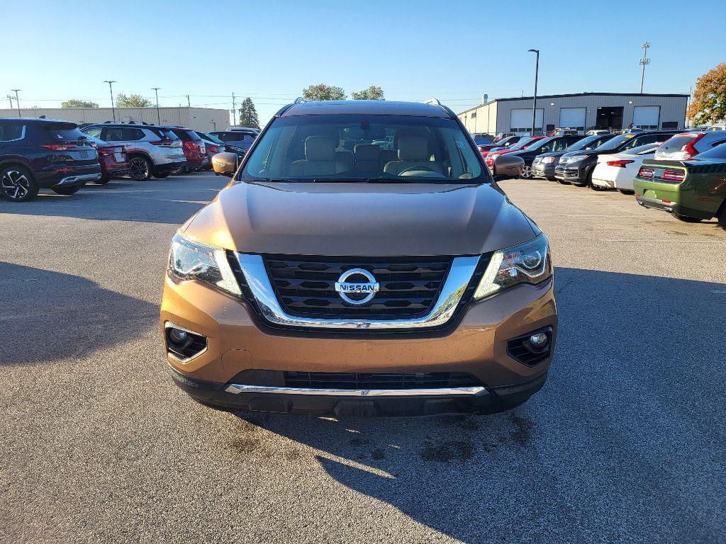 used 2017 Nissan Pathfinder car