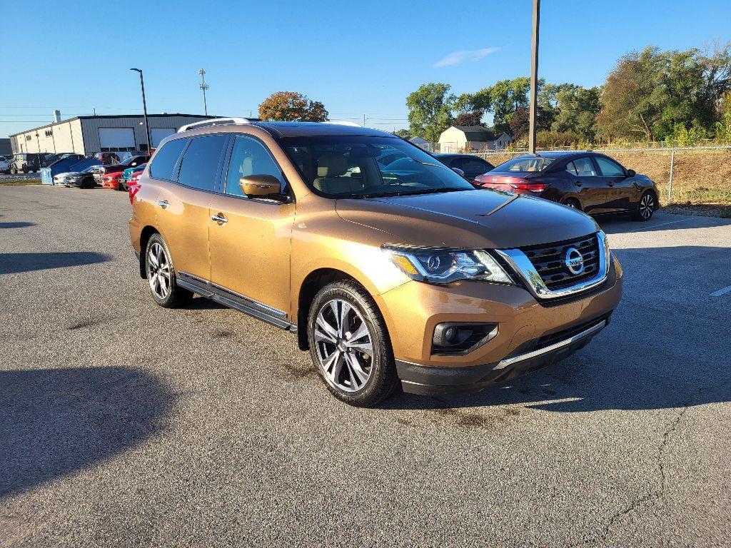 used 2017 Nissan Pathfinder car