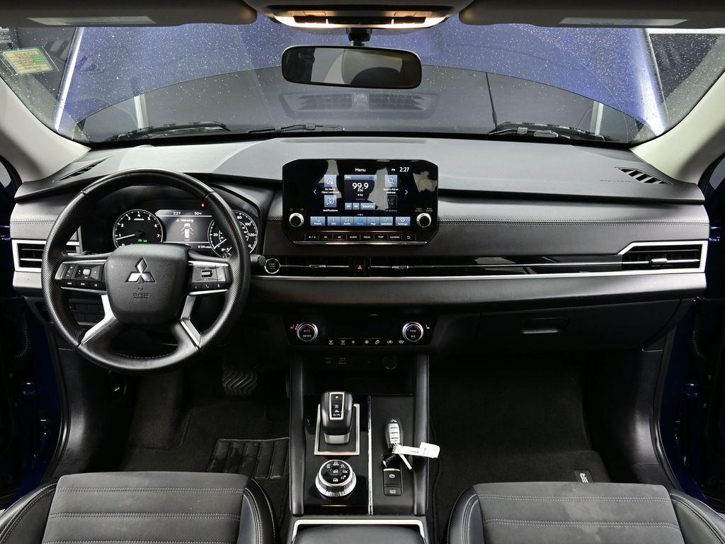 used 2024 Mitsubishi Outlander car, priced at $25,900