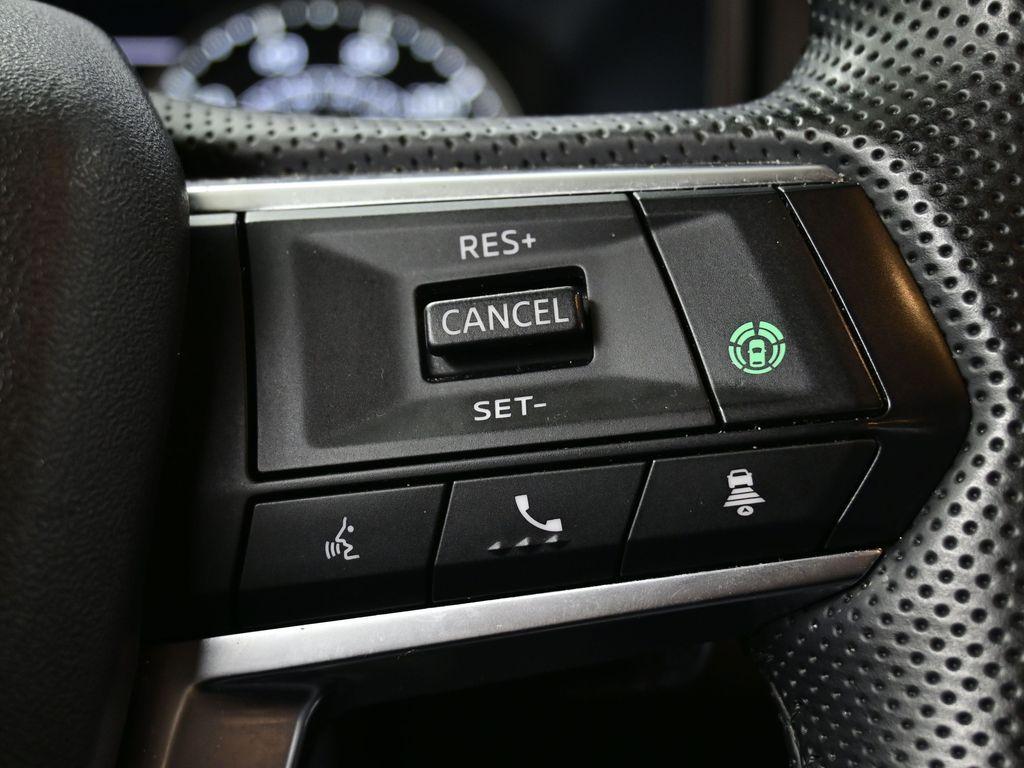 used 2024 Mitsubishi Outlander car, priced at $25,900