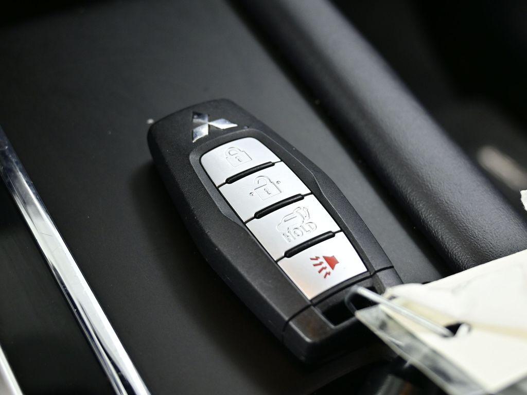 used 2024 Mitsubishi Outlander car, priced at $25,900