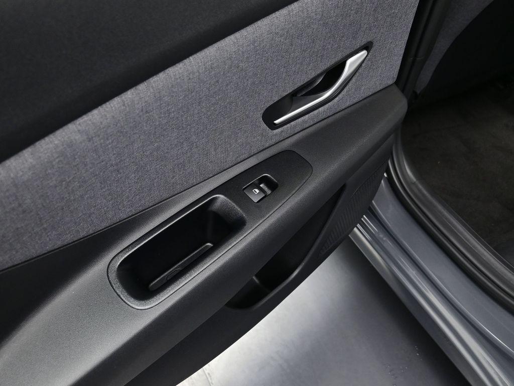 new 2025 Hyundai ELANTRA HEV car, priced at $31,560