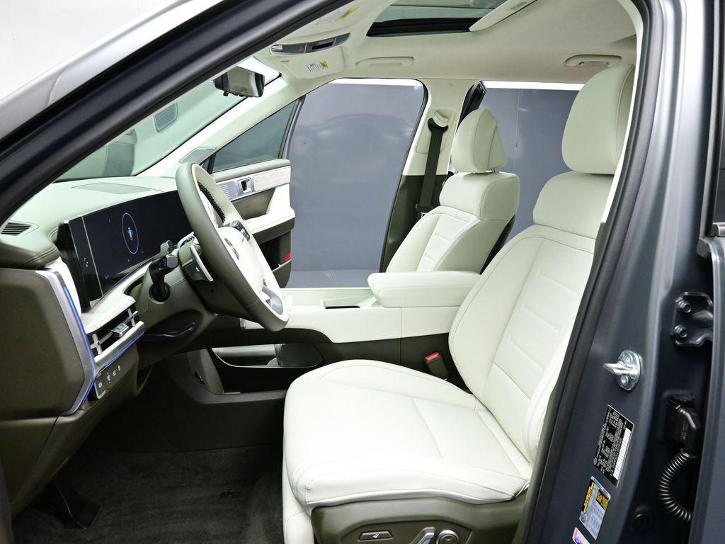 new 2025 Hyundai Santa Fe car, priced at $49,730