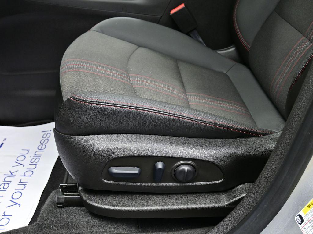 used 2022 Chevrolet Equinox car, priced at $18,000