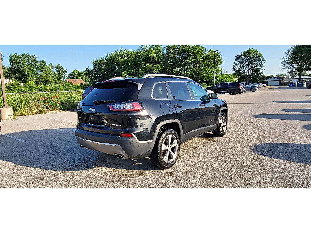 used 2020 Jeep Cherokee car, priced at $18,900