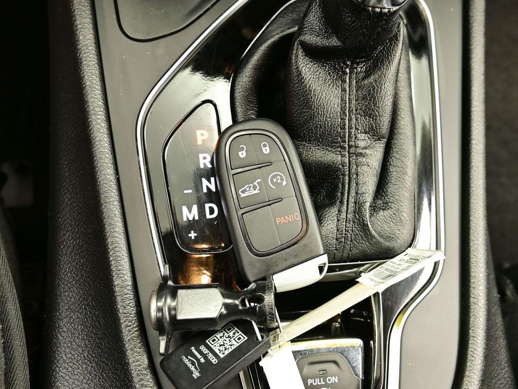 used 2020 Jeep Cherokee car, priced at $17,850
