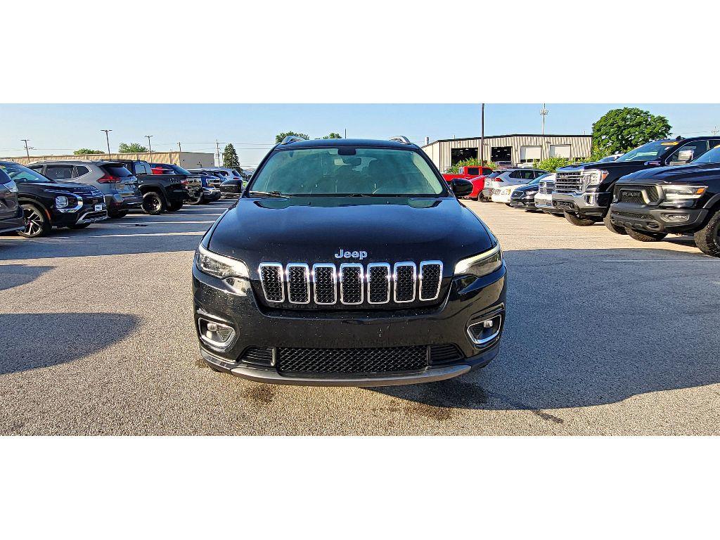used 2020 Jeep Cherokee car, priced at $18,900