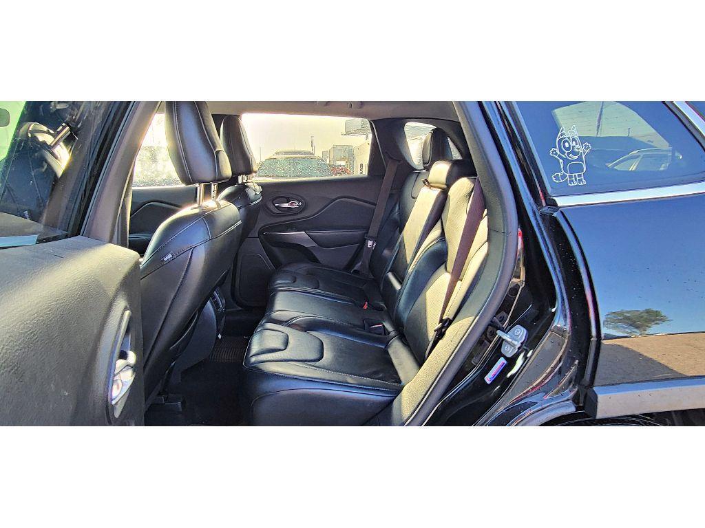 used 2020 Jeep Cherokee car, priced at $18,900