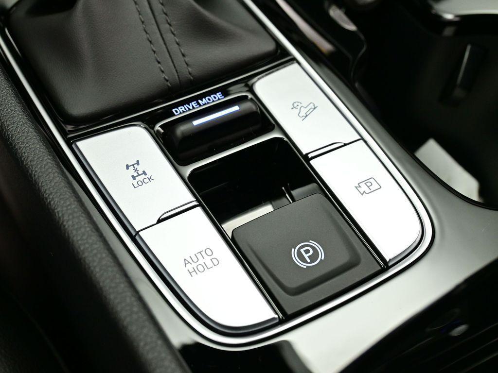 new 2025 Hyundai SANTA CRUZ car, priced at $33,604