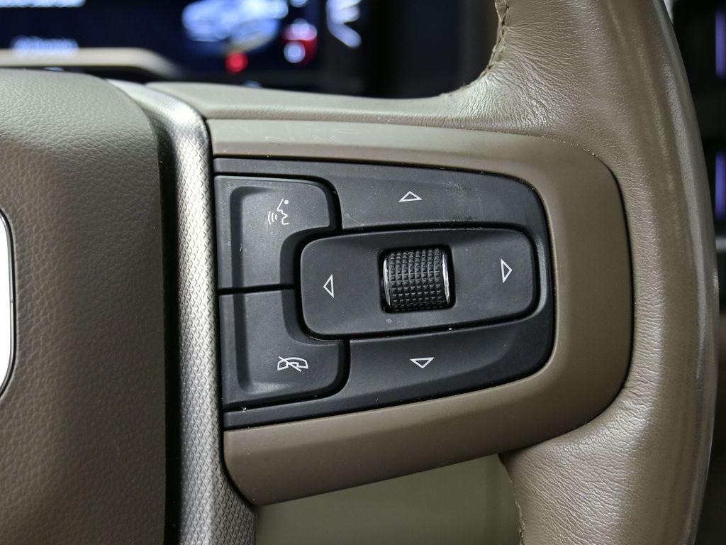 used 2024 GMC Yukon XL car, priced at $76,000