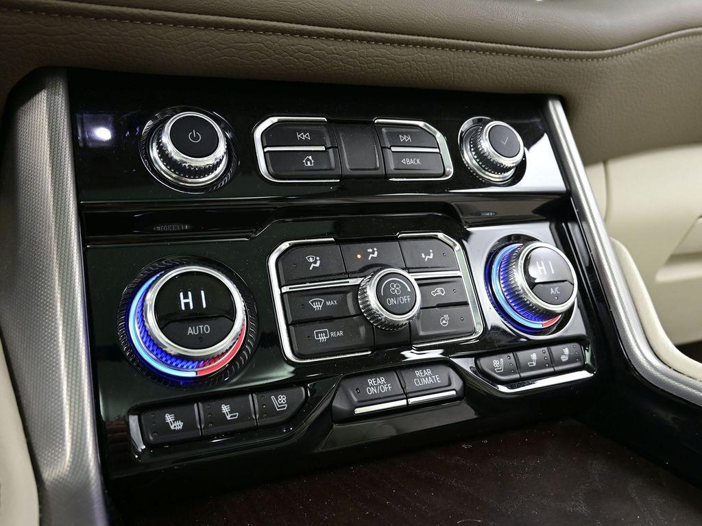used 2024 GMC Yukon XL car, priced at $76,000
