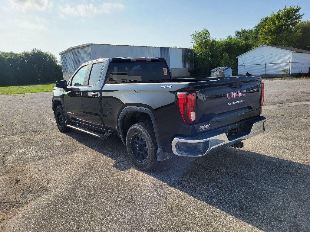 used 2023 GMC Sierra 1500 car, priced at $34,500