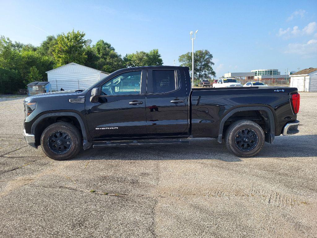 used 2023 GMC Sierra 1500 car, priced at $34,500