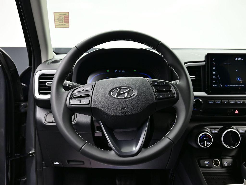 new 2025 Hyundai Venue car
