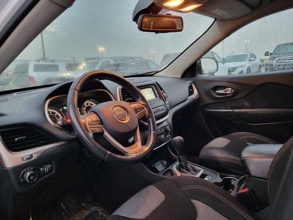 used 2014 Jeep Cherokee car, priced at $8,500
