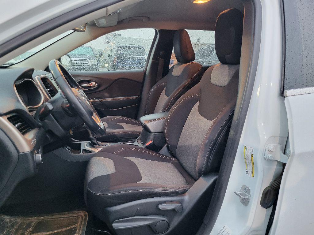 used 2014 Jeep Cherokee car, priced at $8,500