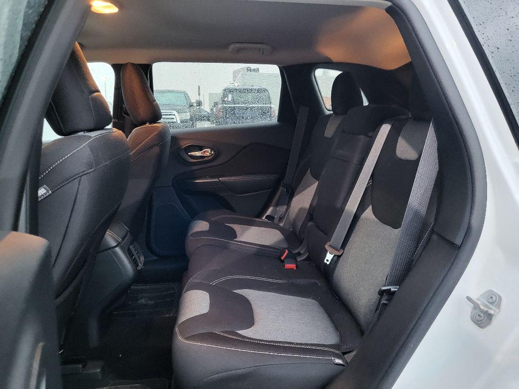 used 2014 Jeep Cherokee car, priced at $8,500
