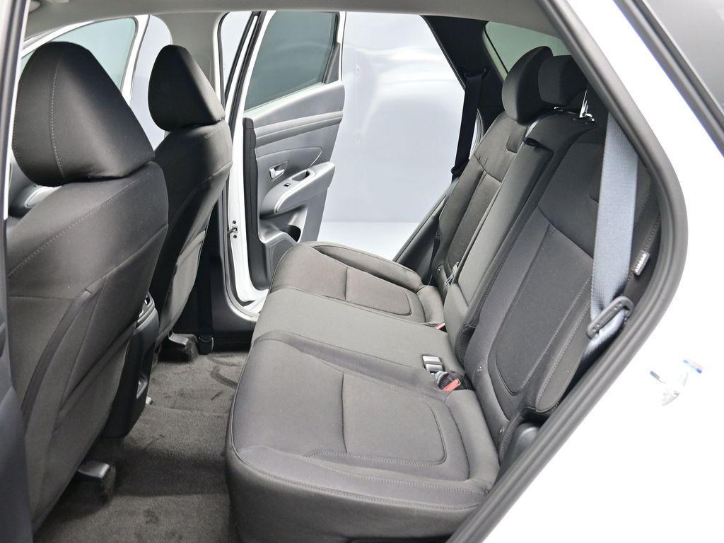 new 2025 Hyundai TUCSON Hybrid car, priced at $35,038