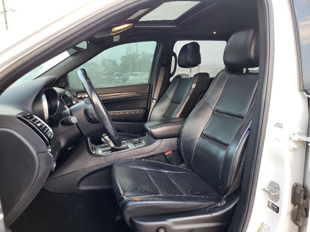 used 2021 Jeep Grand Cherokee car, priced at $27,500