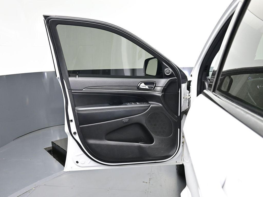 used 2021 Jeep Grand Cherokee car, priced at $26,850