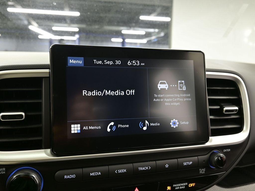 new 2025 Hyundai Venue car, priced at $24,384