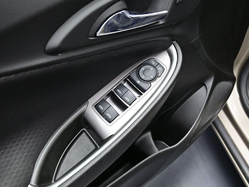 used 2023 Chevrolet Malibu car, priced at $19,000