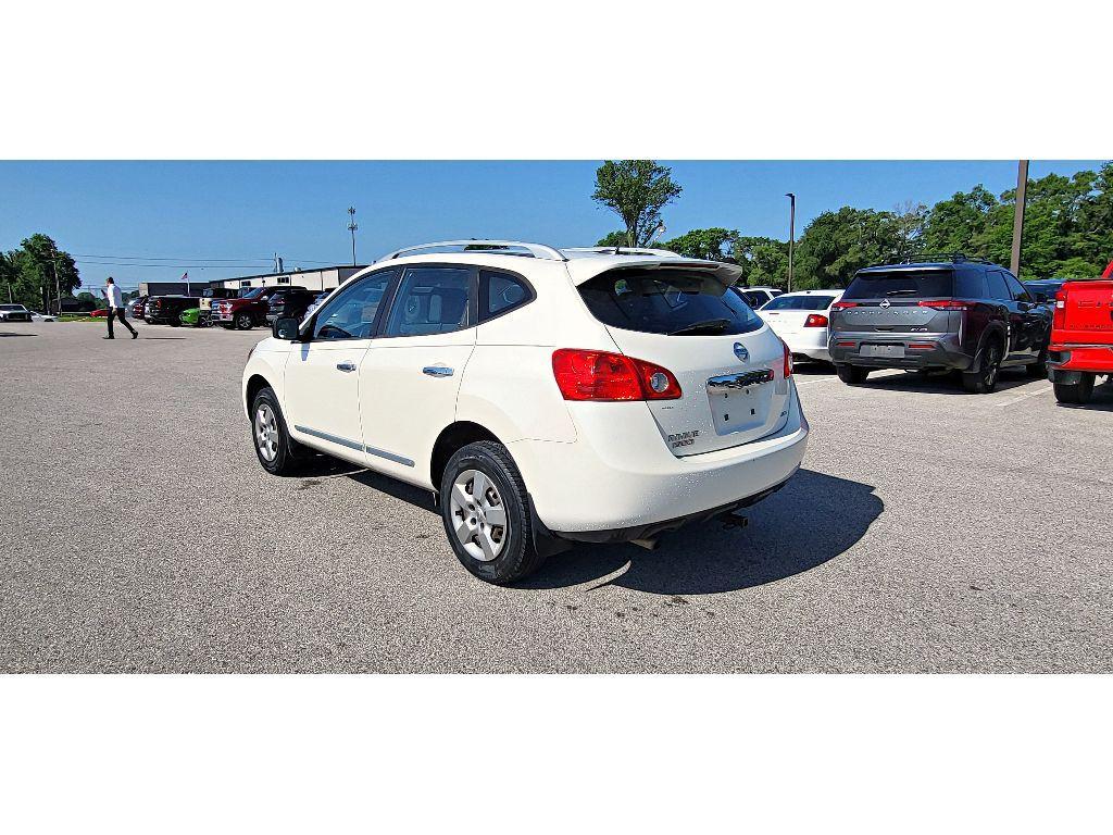 used 2014 Nissan Rogue Select car, priced at $10,000